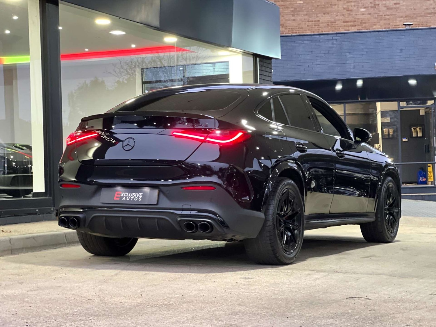 Used Mercedes-Benz GLC 2024 for sale - 76601944: Photo 4