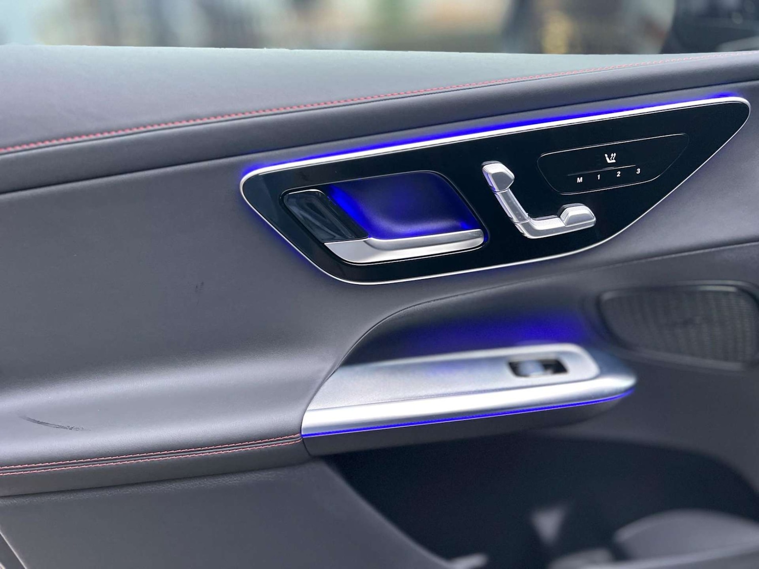 Used Mercedes-Benz GLC 2024 for sale - 76601944: Photo 74