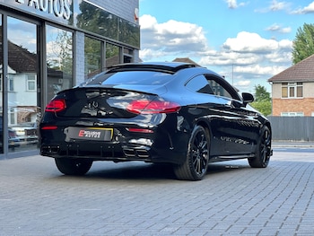 Used Mercedes-Benz C-Class 2017 for sale - 75142571: Photo