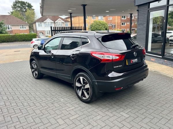 Used Nissan Qashqai 2015 for sale - 76278439: Photo 30