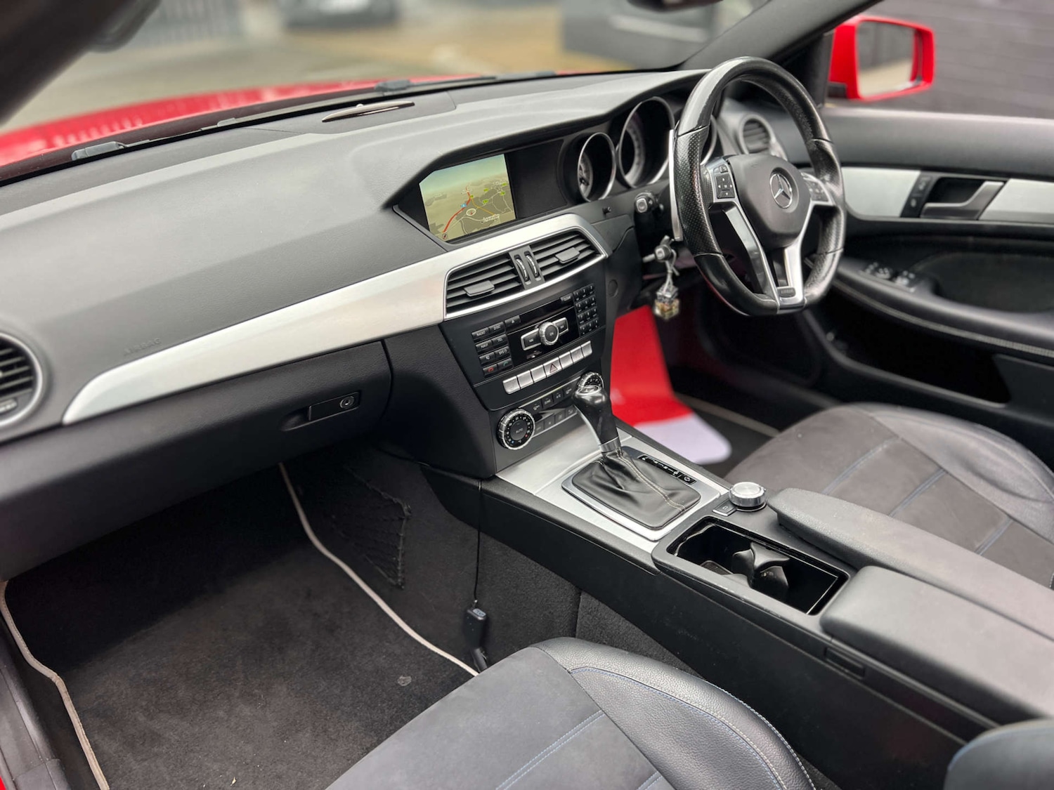 Used Mercedes-Benz C Class 2015 for sale - 77201547: Photo 14