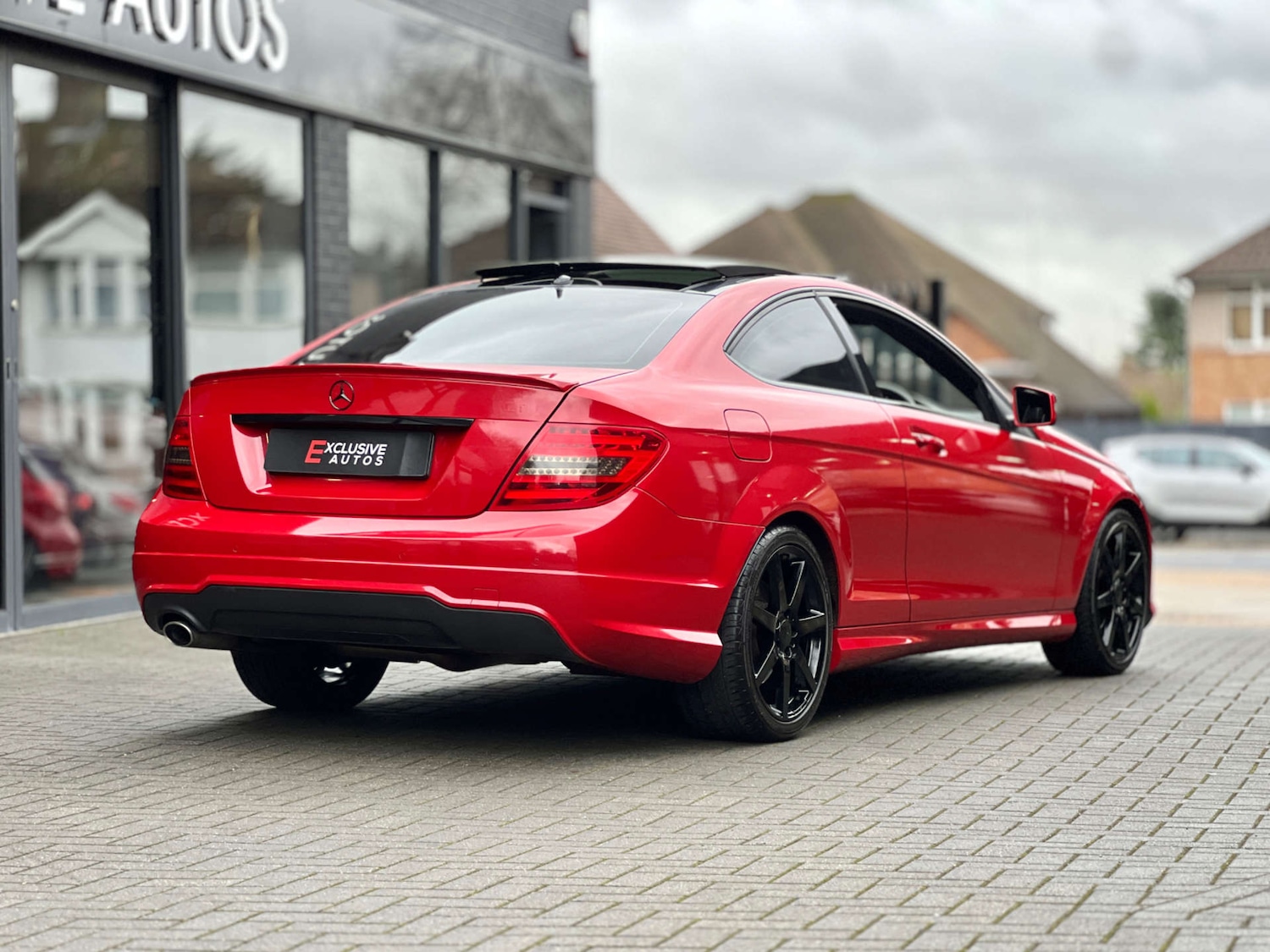 Used Mercedes-Benz C Class 2015 for sale - 77201547: Photo 3