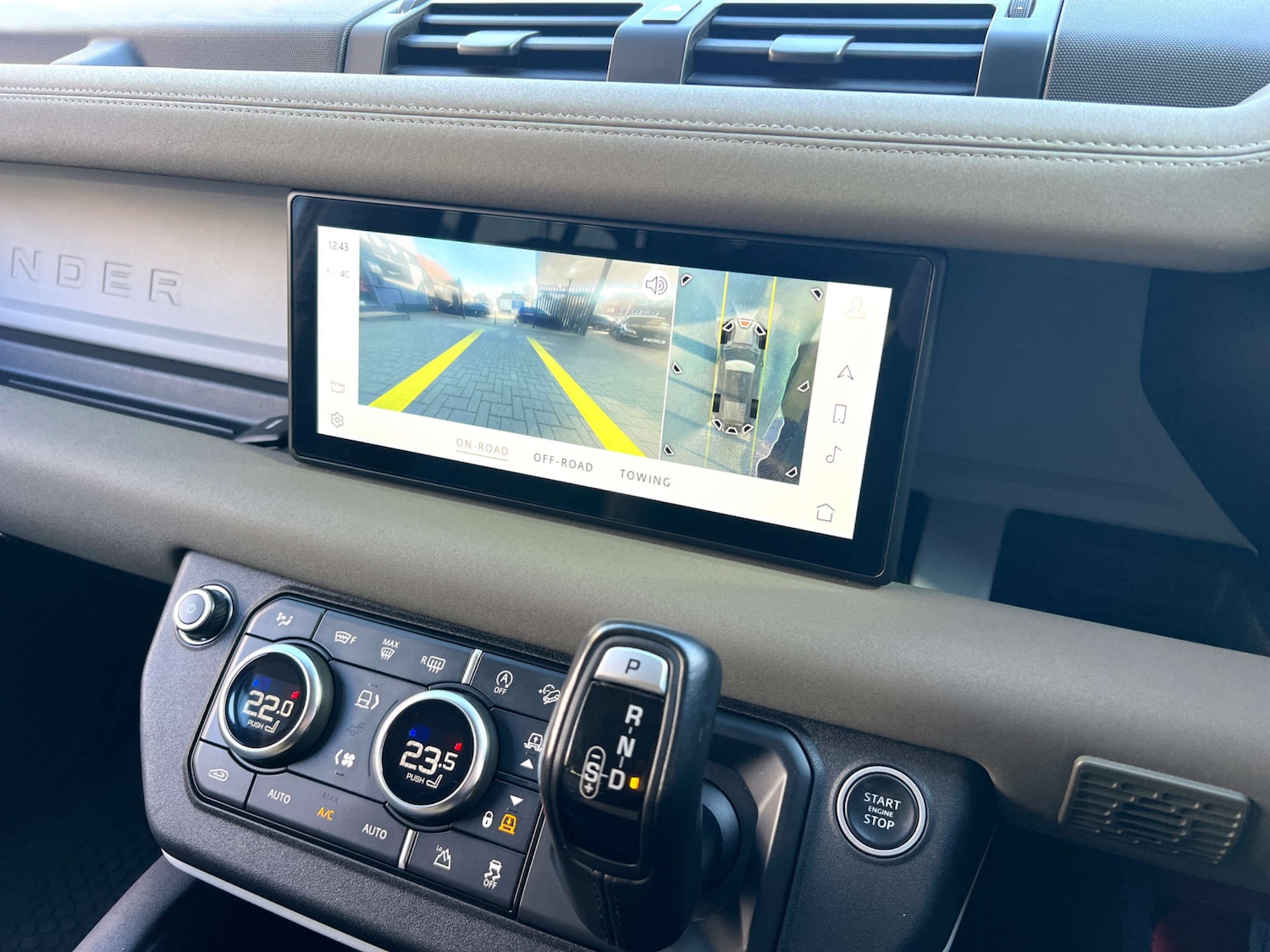 Used Land Rover Defender 110 2020 for sale - 76352597: Photo 17