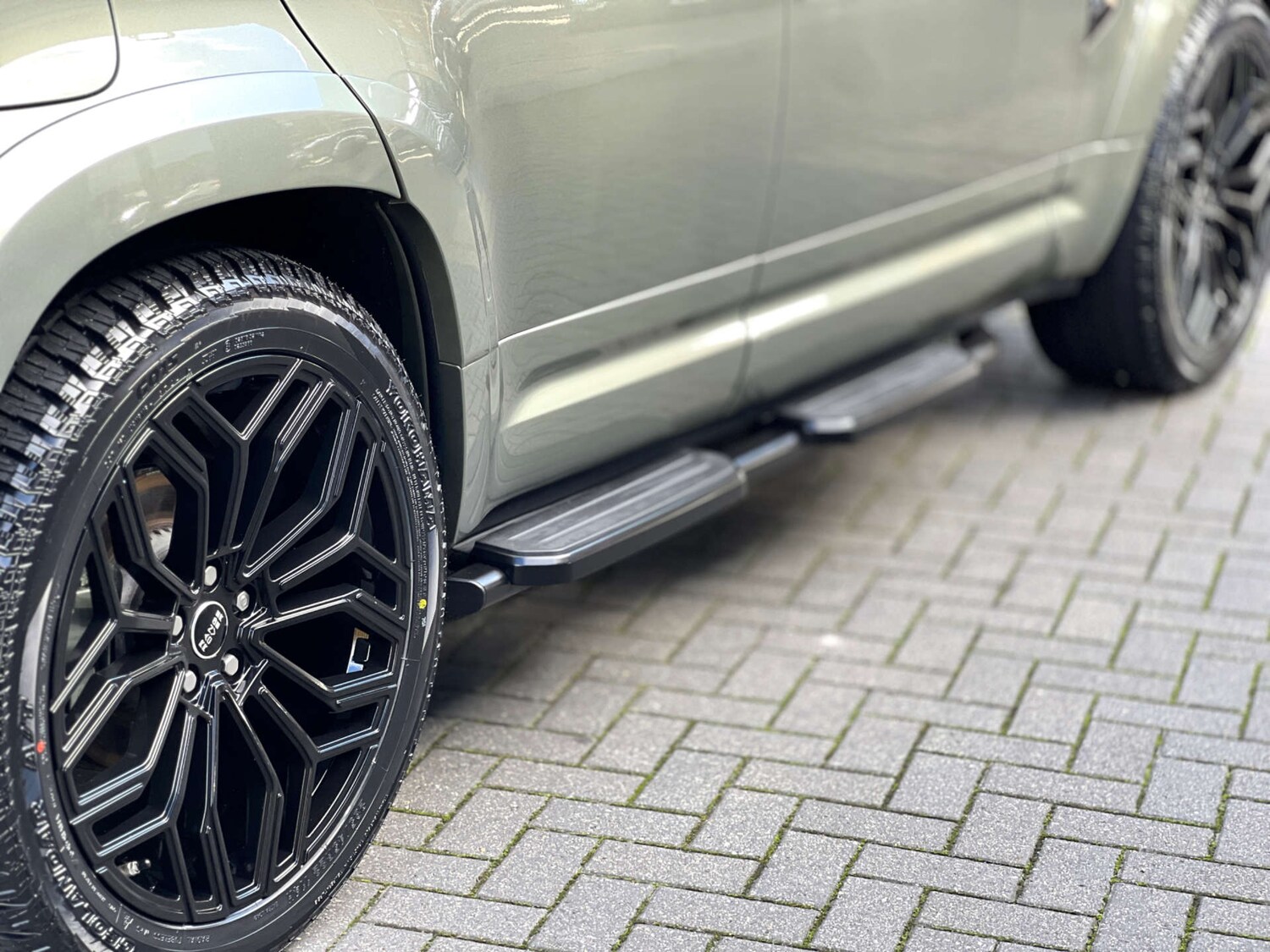 Used Land Rover Defender 110 2020 for sale - 76352597: Photo 22