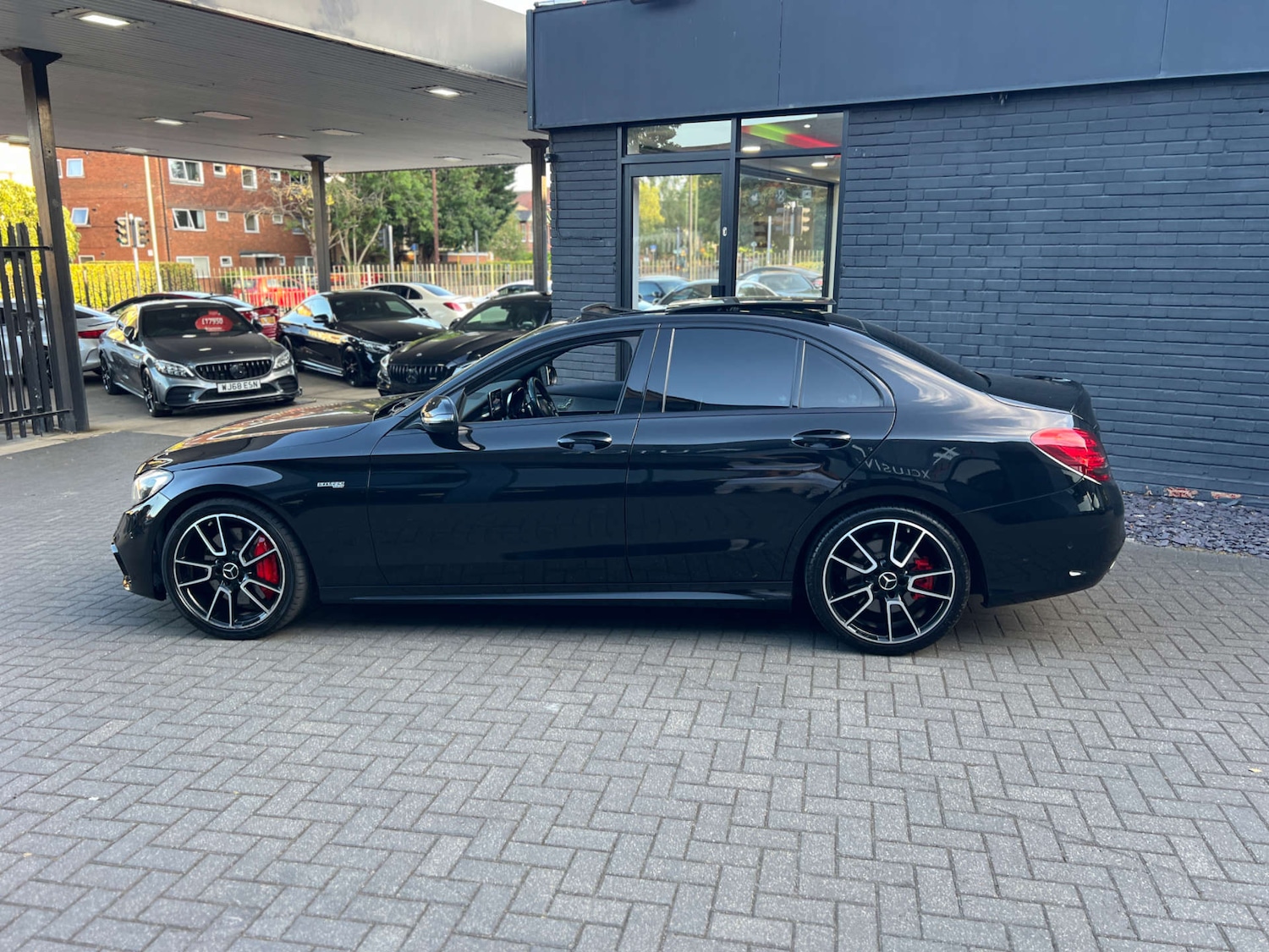 Used Mercedes-Benz C Class 2017 for sale - 76600714: Photo 9