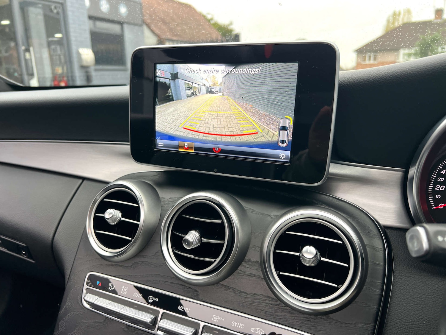 Used Mercedes-Benz C Class 2018 for sale - 76596635: Photo 13