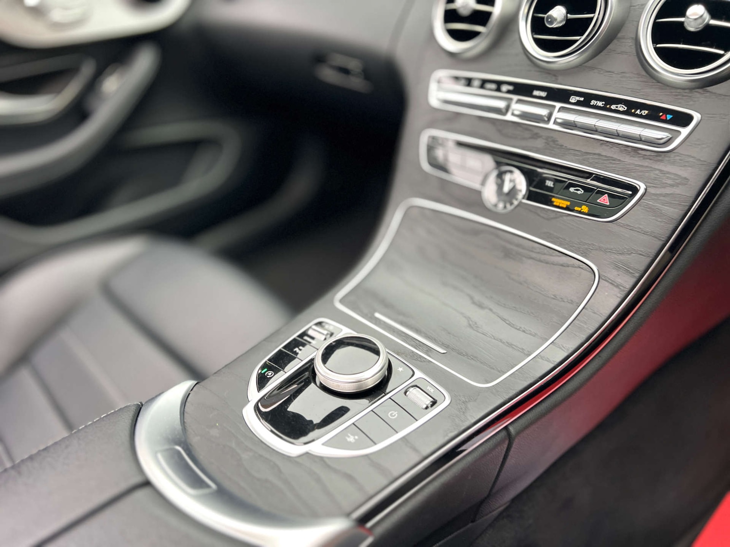 Used Mercedes-Benz C Class 2018 for sale - 76596635: Photo 16