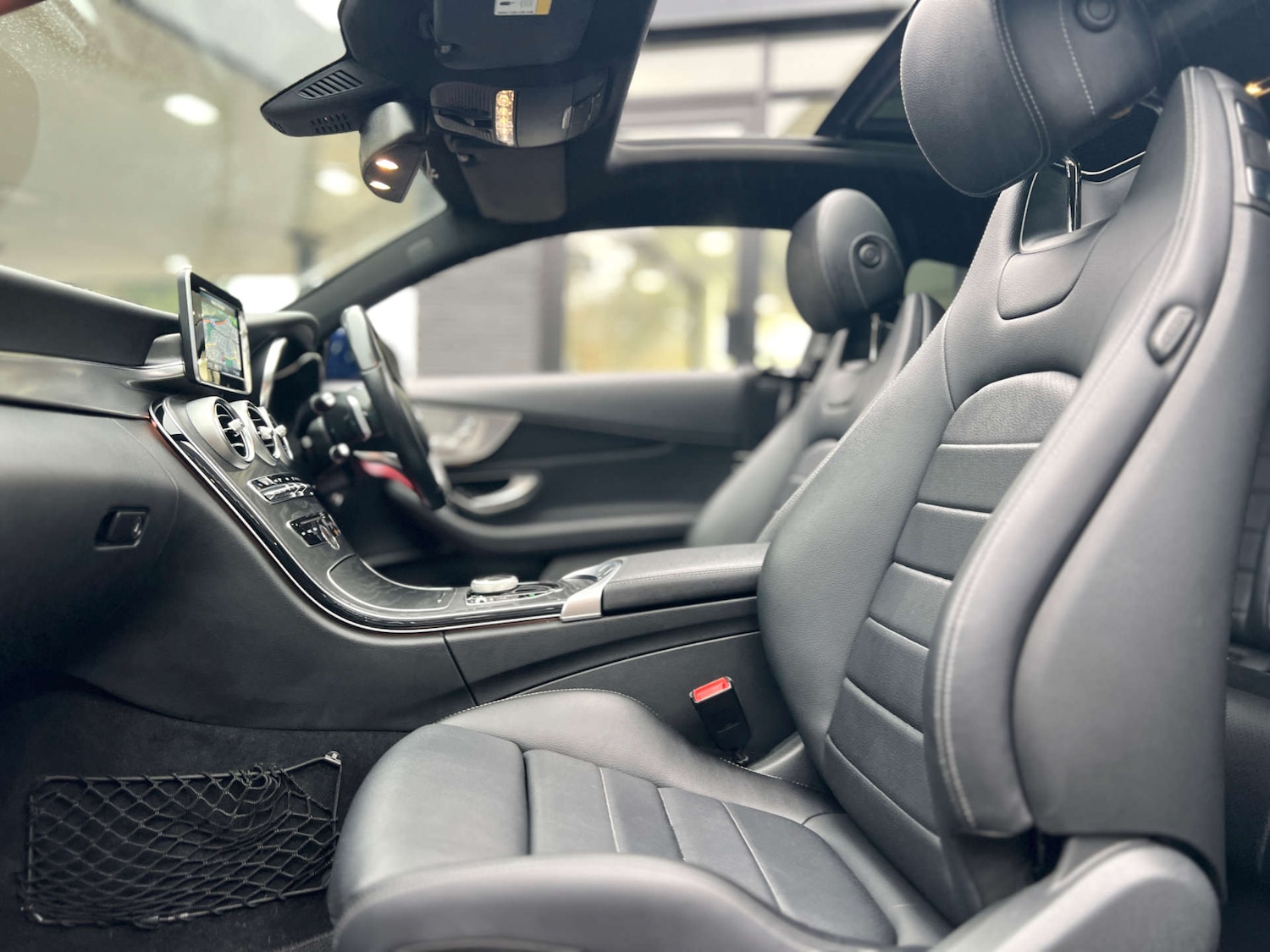 Used Mercedes-Benz C Class 2018 for sale - 76596635: Photo 18