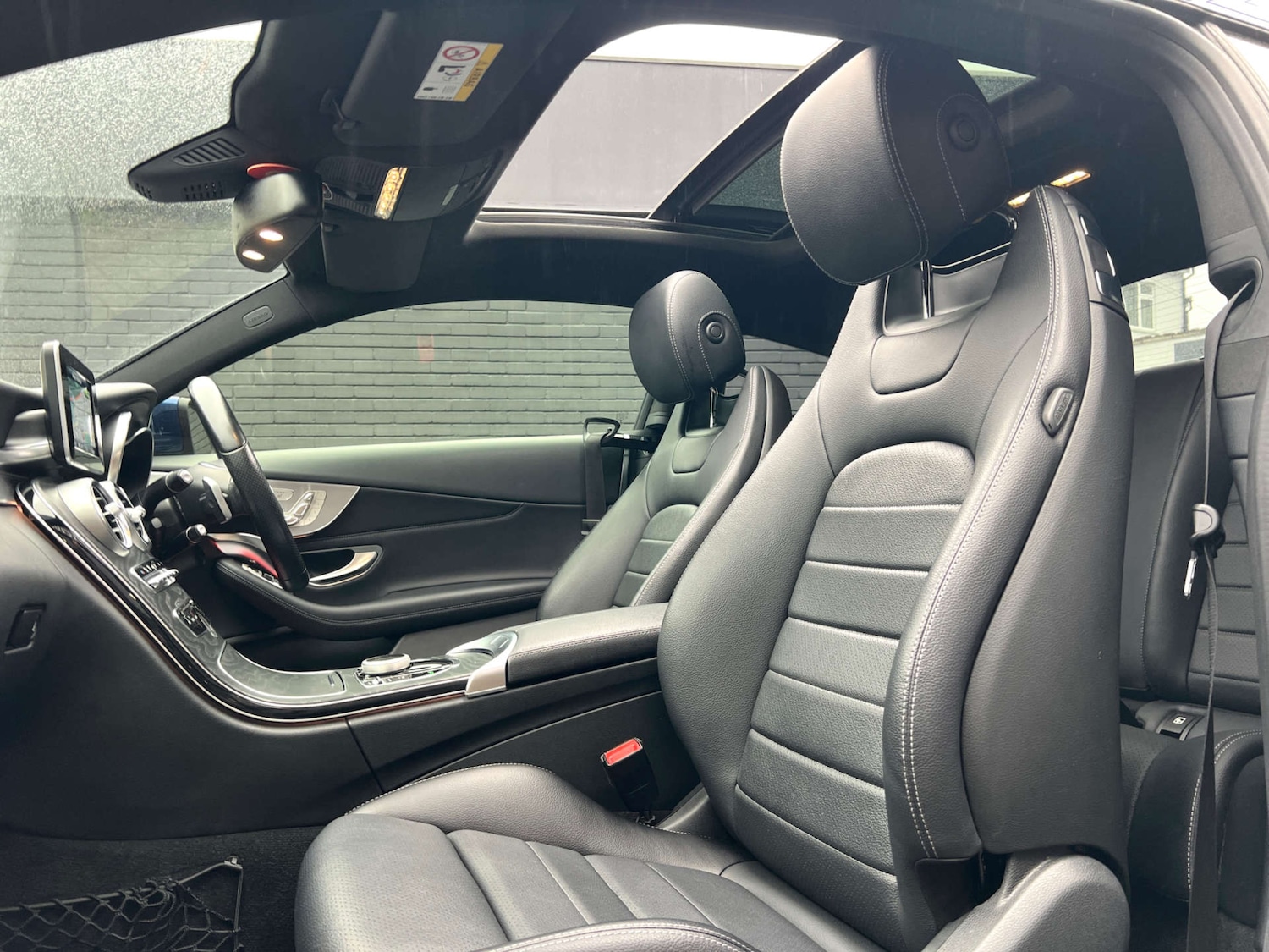 Used Mercedes-Benz C Class 2018 for sale - 76596635: Photo 8