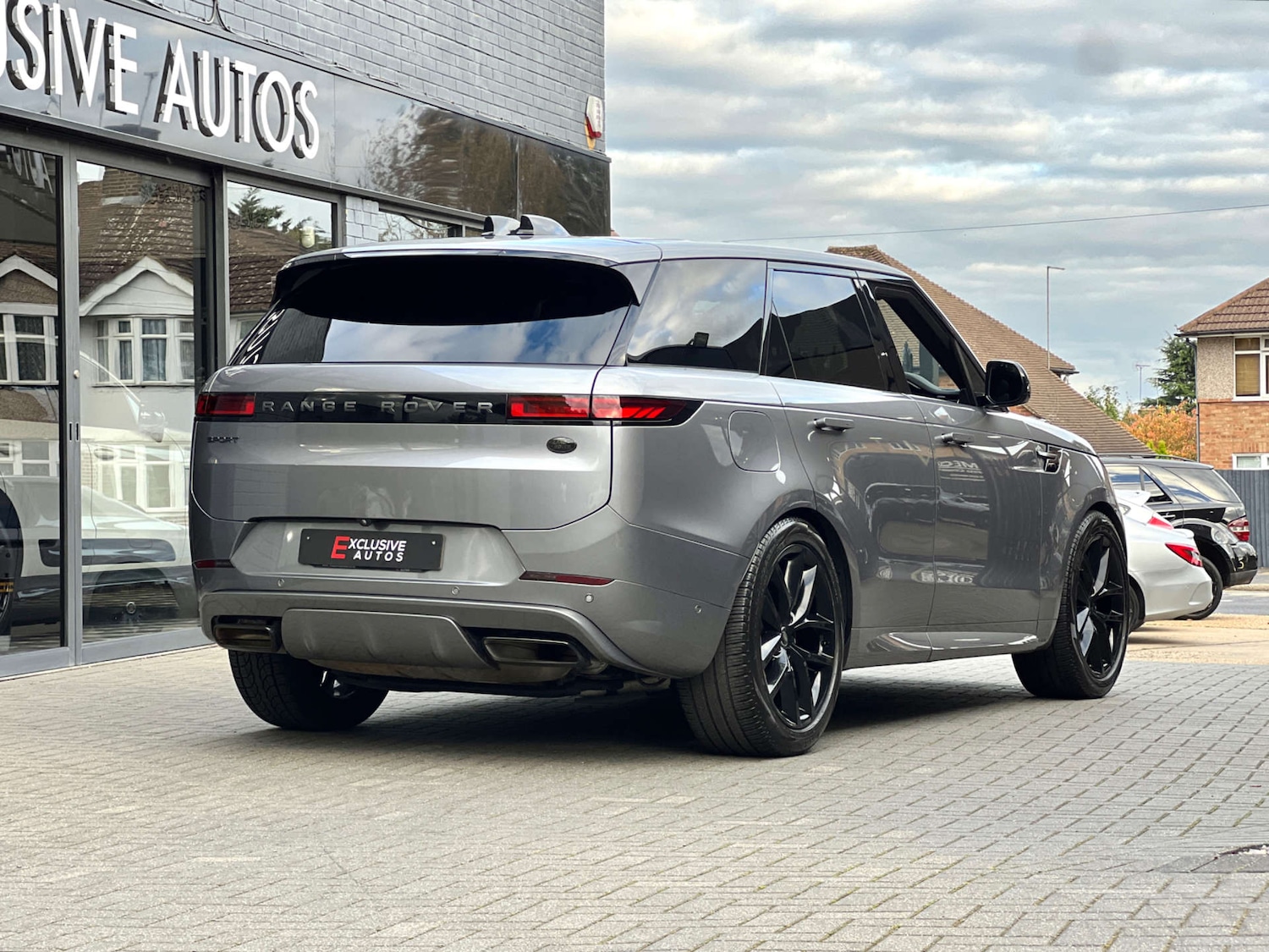 Used Land Rover Range Rover Sport 2022 for sale - 76363602: Photo 3