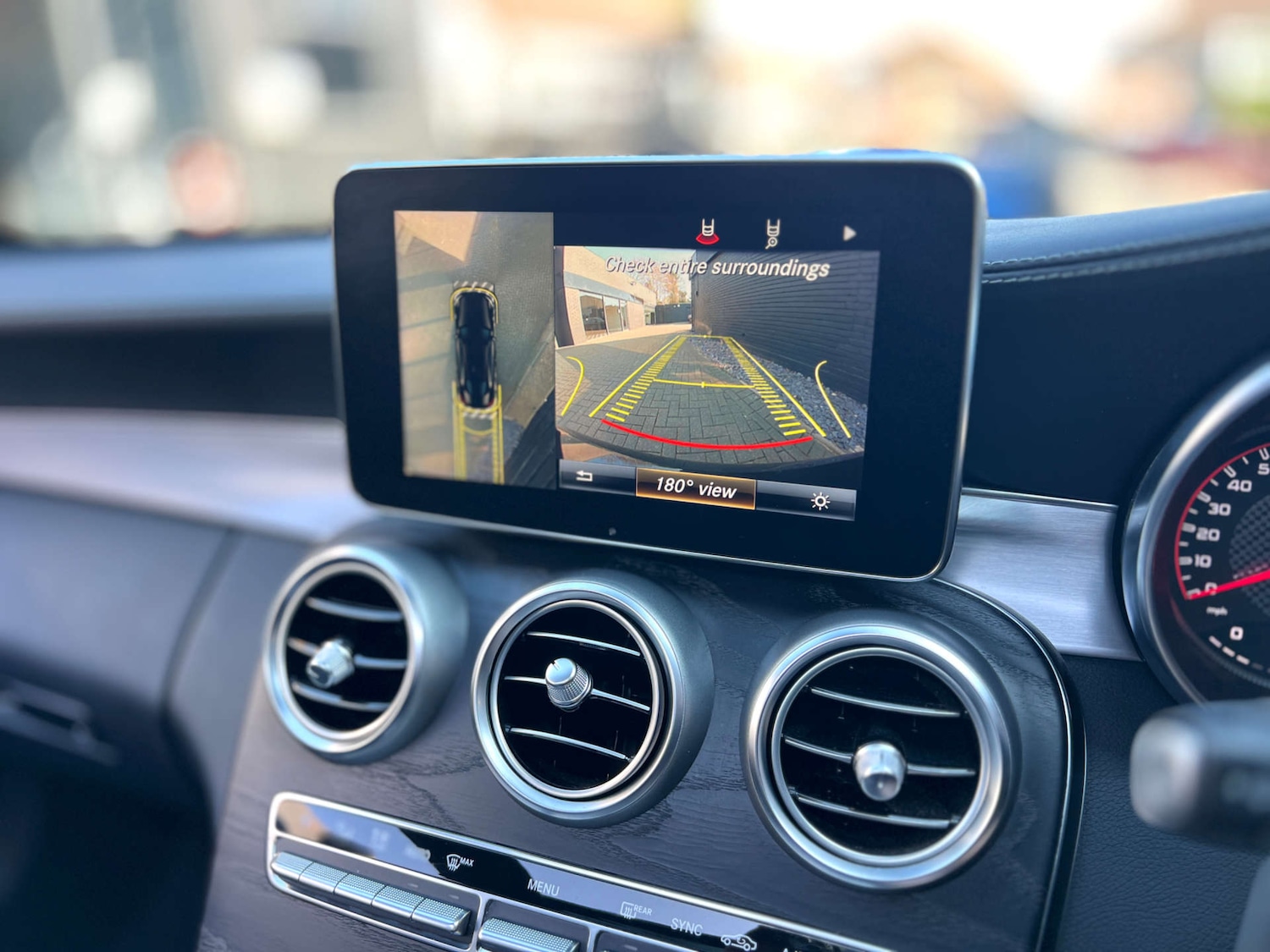 Used Mercedes-Benz C Class 2018 for sale - 77953307: Photo 9