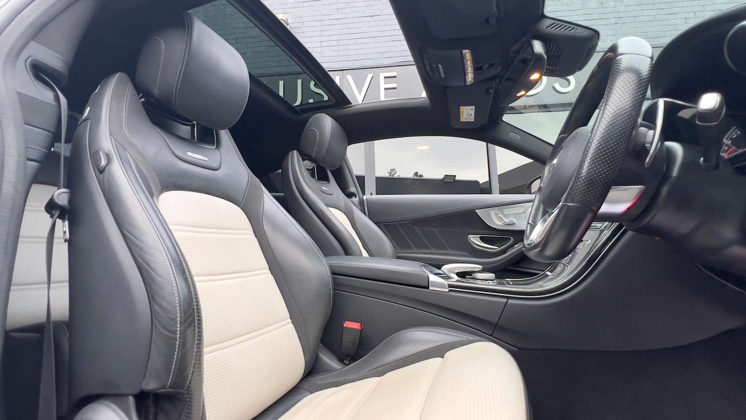 Used Mercedes-Benz C Class 2018 for sale - 76600795: Photo 2