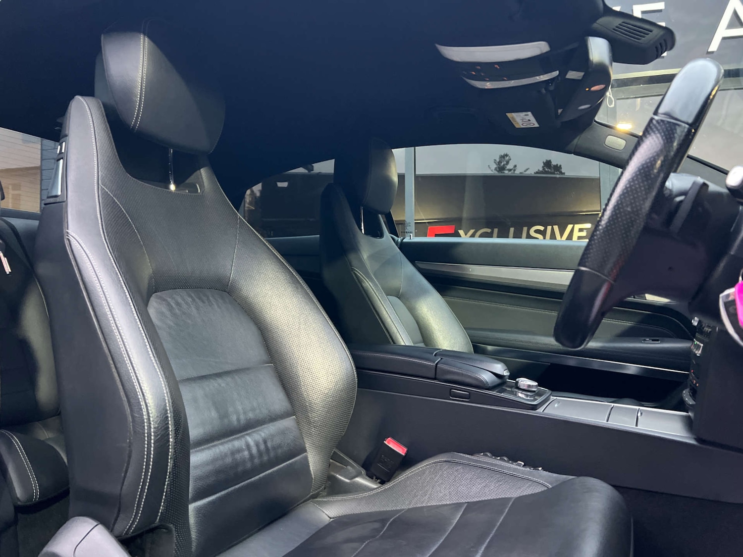 Used Mercedes-Benz E Class 2014 for sale - 76497667: Photo 2