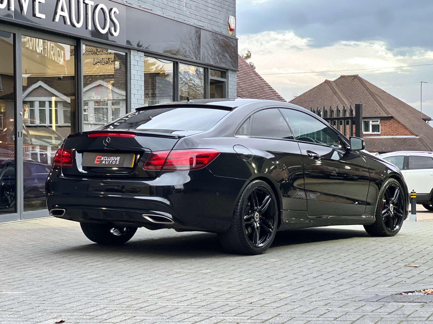 Used Mercedes-Benz E Class 2014 for sale - 76497667: Photo 3