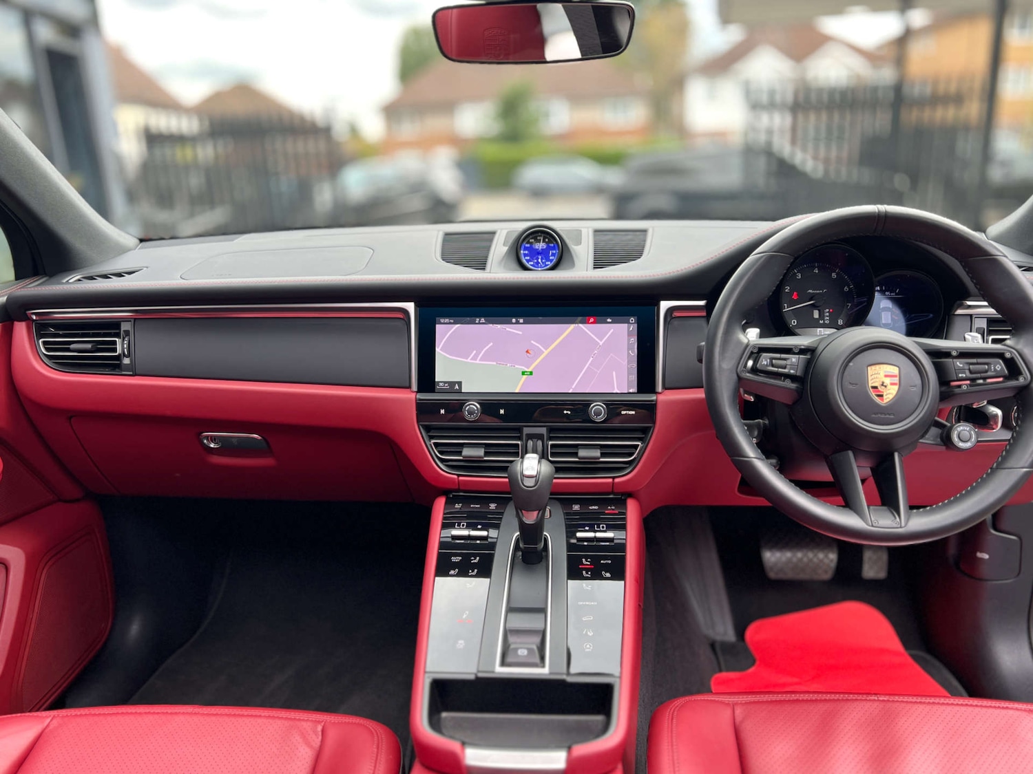 Used Porsche Macan 2023 for sale - 75995198: Photo 11