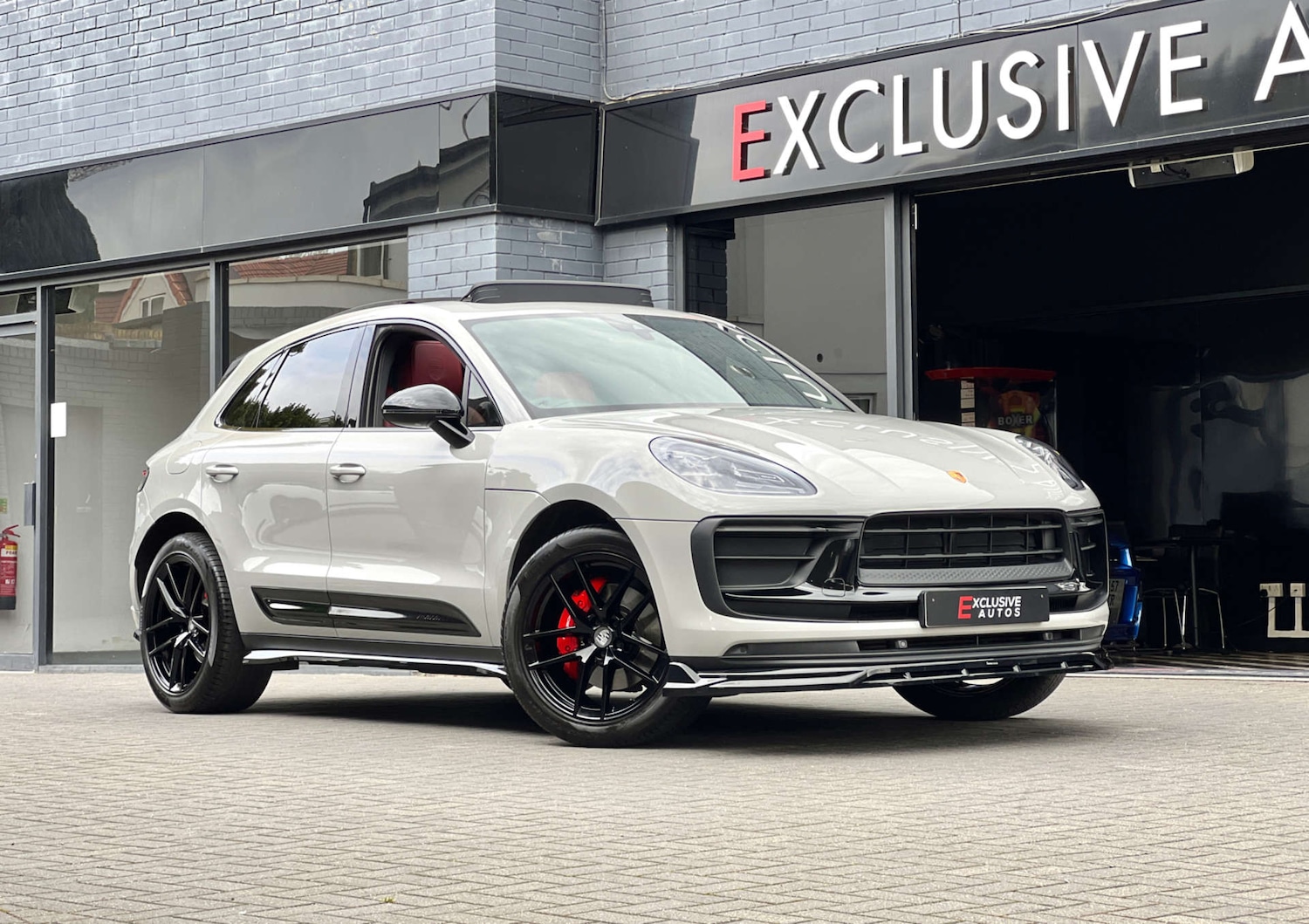 Used Porsche Macan 2023 for sale - 75995198: Photo 26