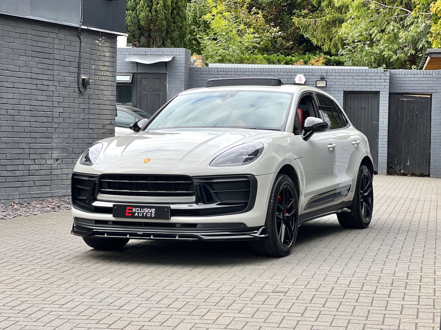Used Porsche Macan 2023 for sale - 75995198: Photo 41