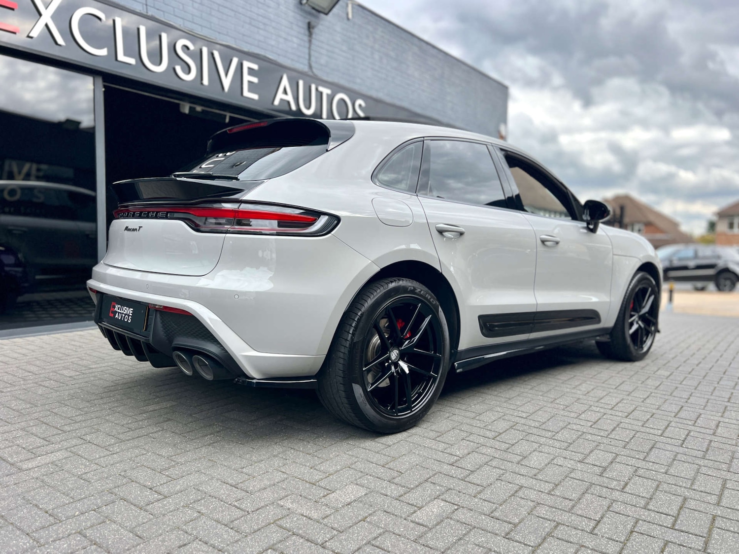 Used Porsche Macan 2023 for sale - 75995198: Photo 43