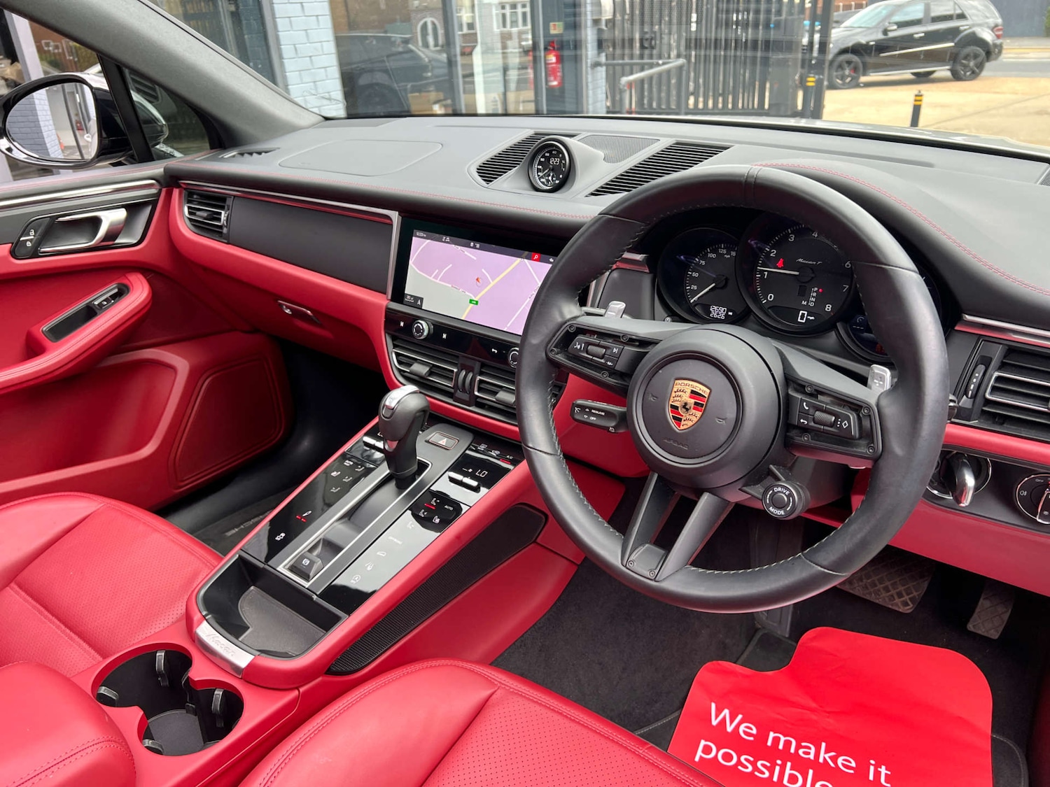 Used Porsche Macan 2023 for sale - 75995198: Photo 53