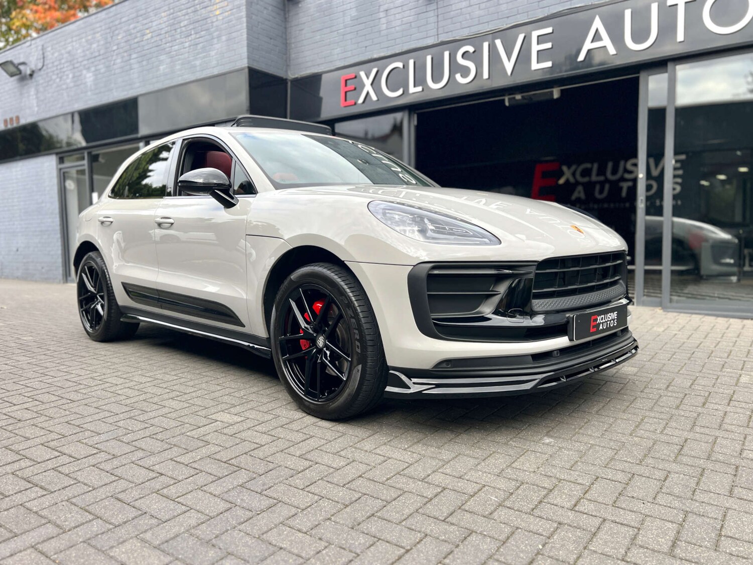 Used Porsche Macan 2023 for sale - 75995198: Photo 59