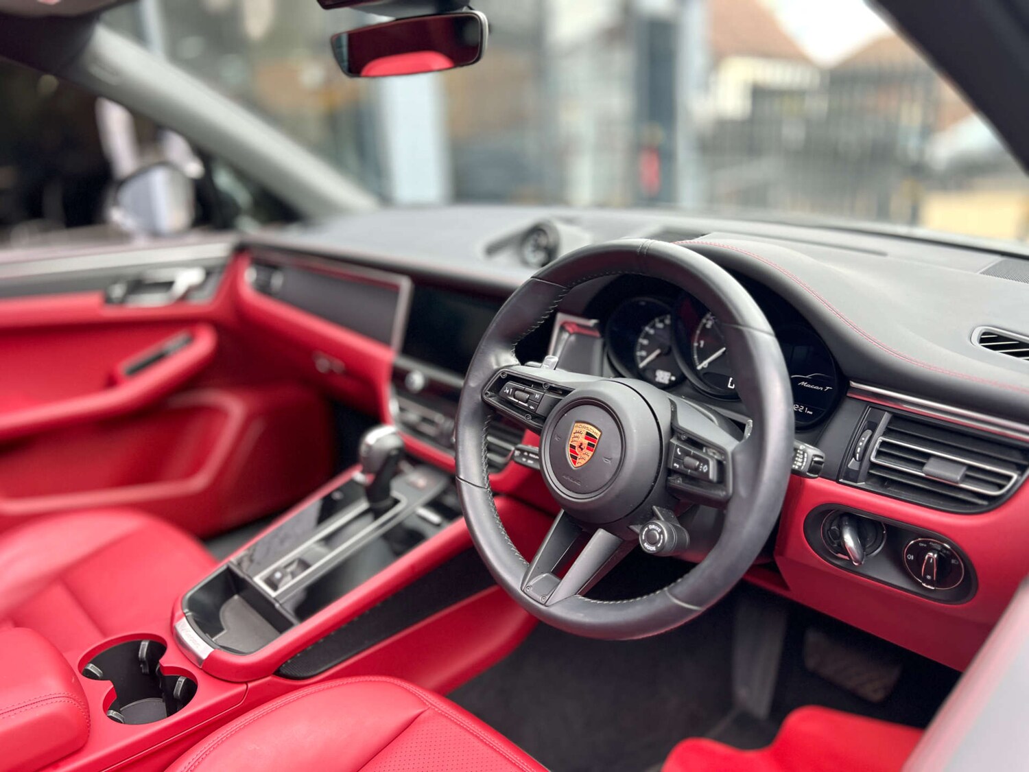 Used Porsche Macan 2023 for sale - 75995198: Photo 60