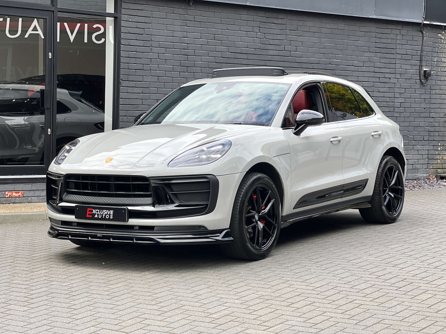 Used Porsche Macan 2023 for sale - 75995198: Photo 8