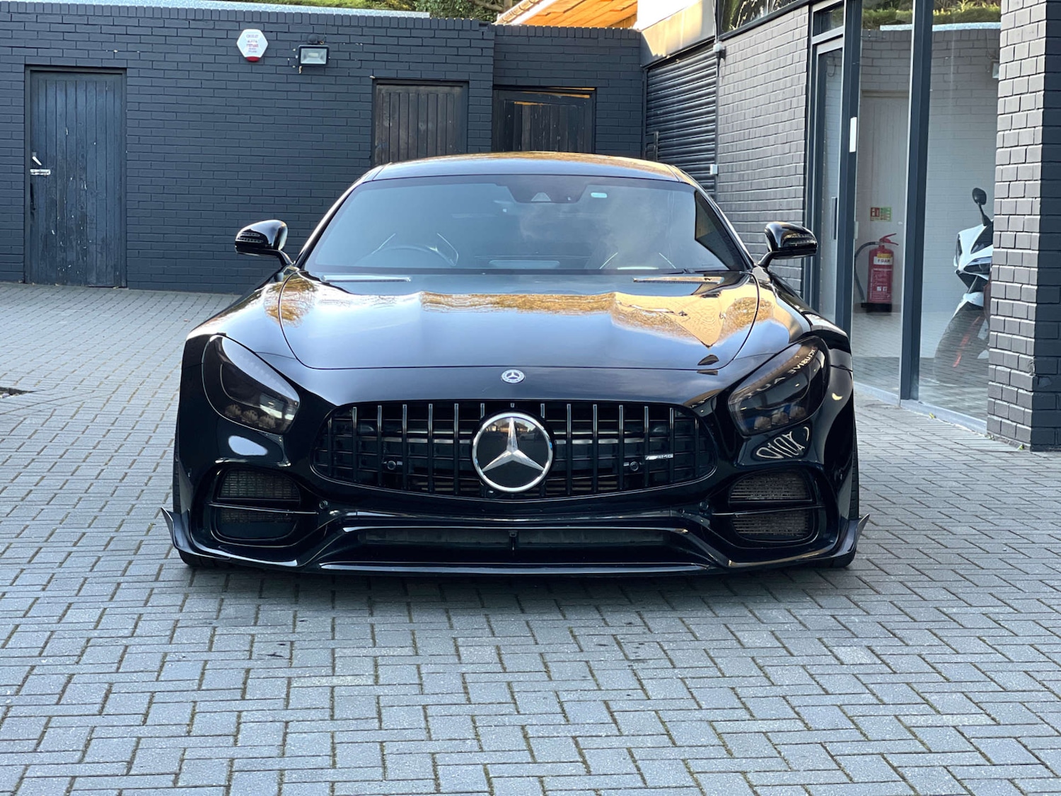 Used Mercedes-Benz AMG GT 2017 for sale - 77681303: Photo 5