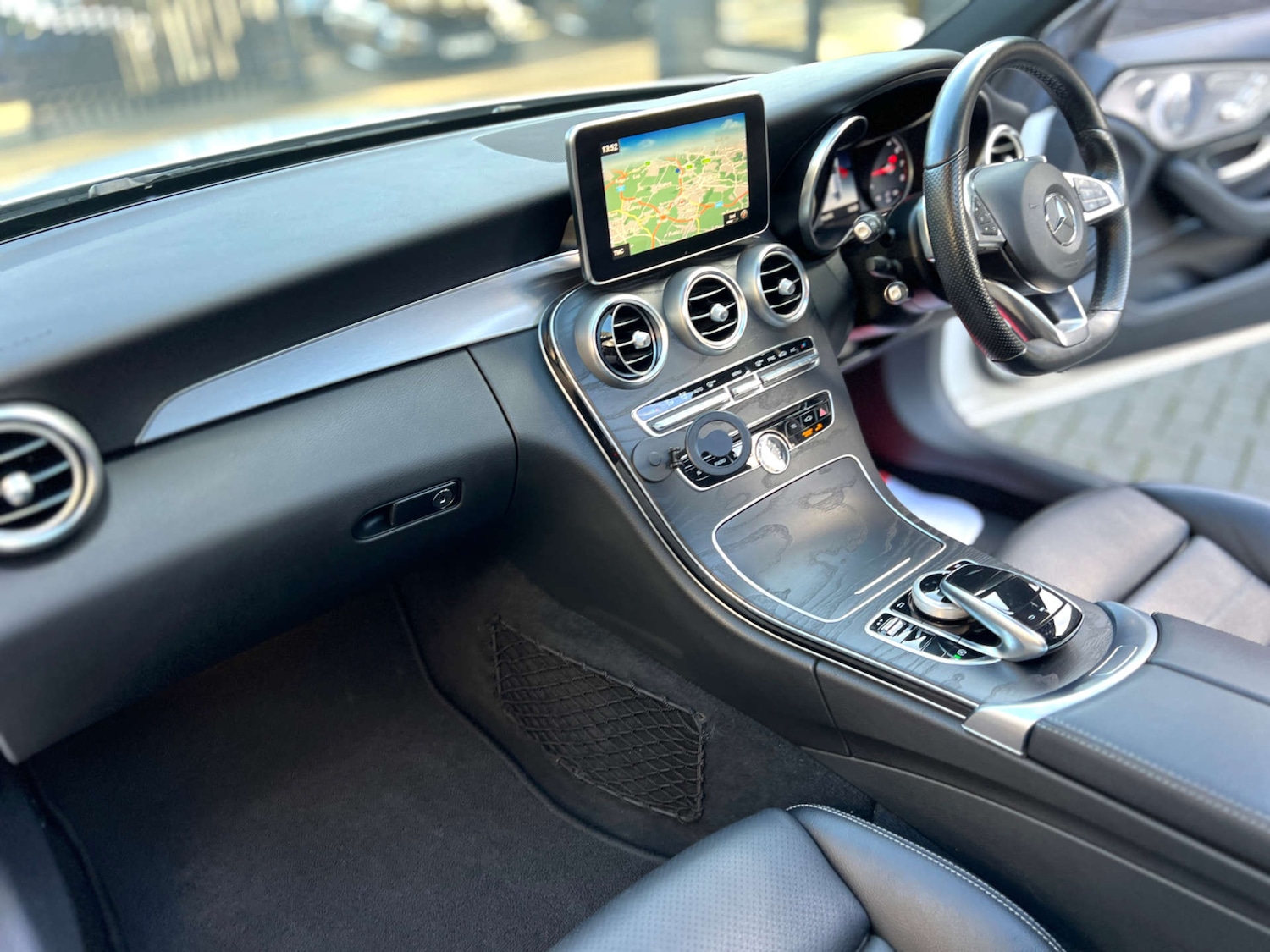 Used Mercedes-Benz C Class 2017 for sale - 76829722: Photo 14