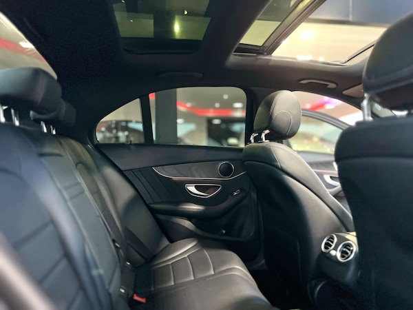 Used Mercedes-Benz C-Class 2018 for sale - 76193388: Photo 5