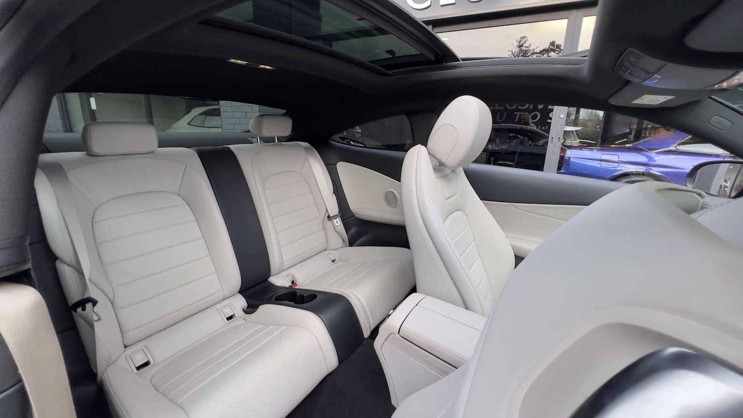 Used Mercedes-Benz C Class 2018 for sale - 76497669: Photo 12