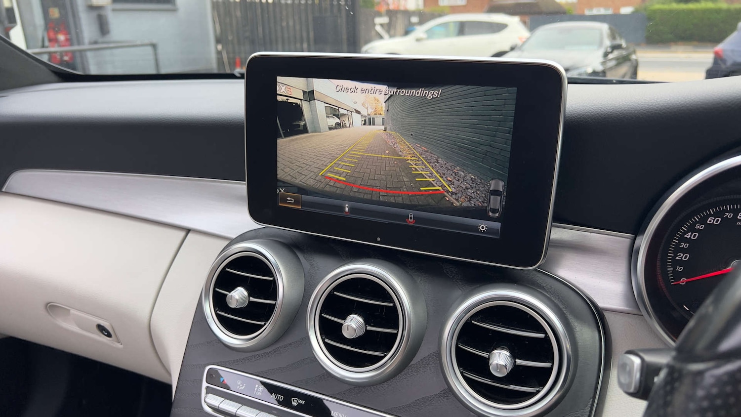 Used Mercedes-Benz C Class 2018 for sale - 76497669: Photo 16