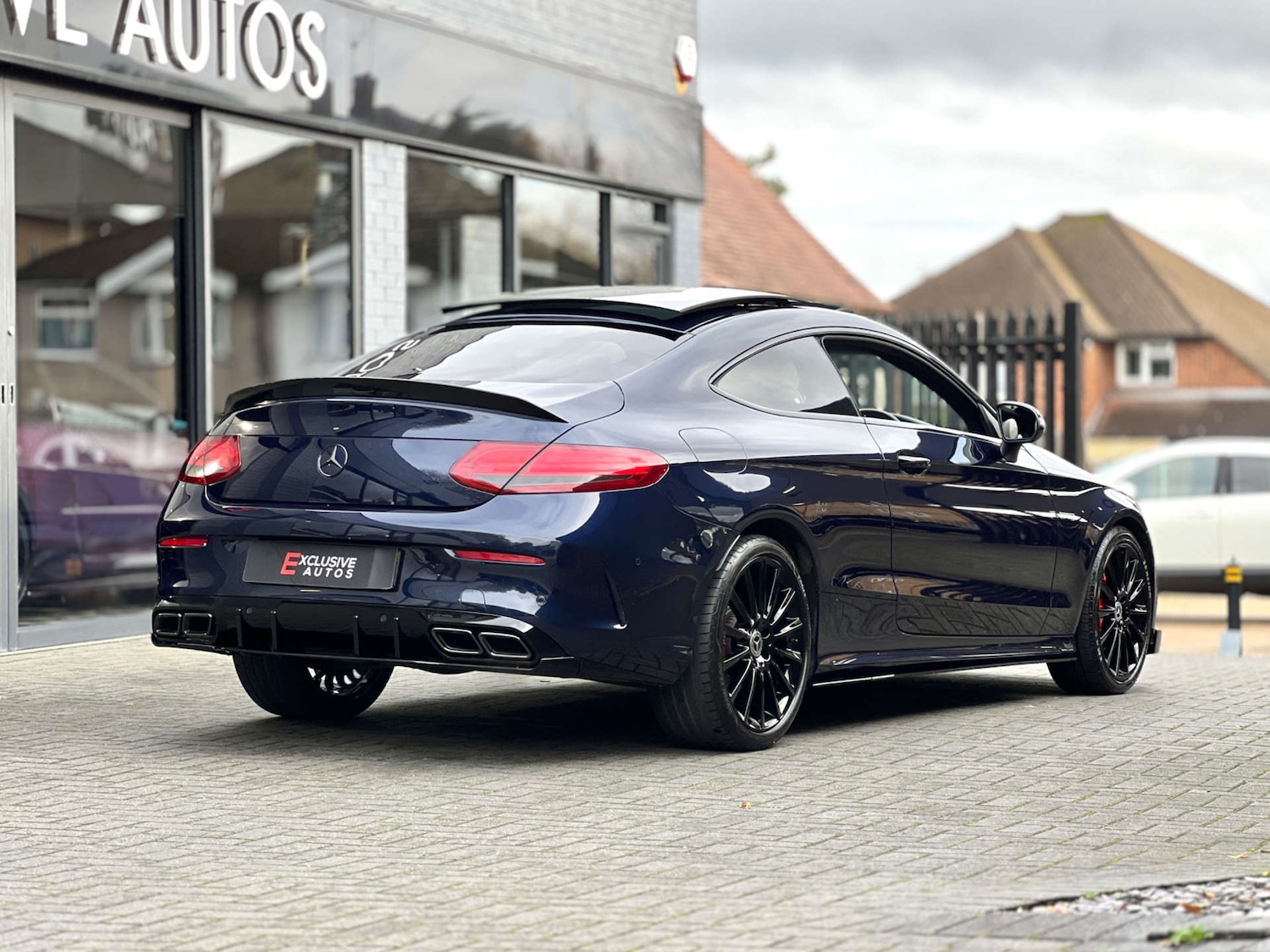 Used Mercedes-Benz C Class 2018 for sale - 76497669: Photo 3