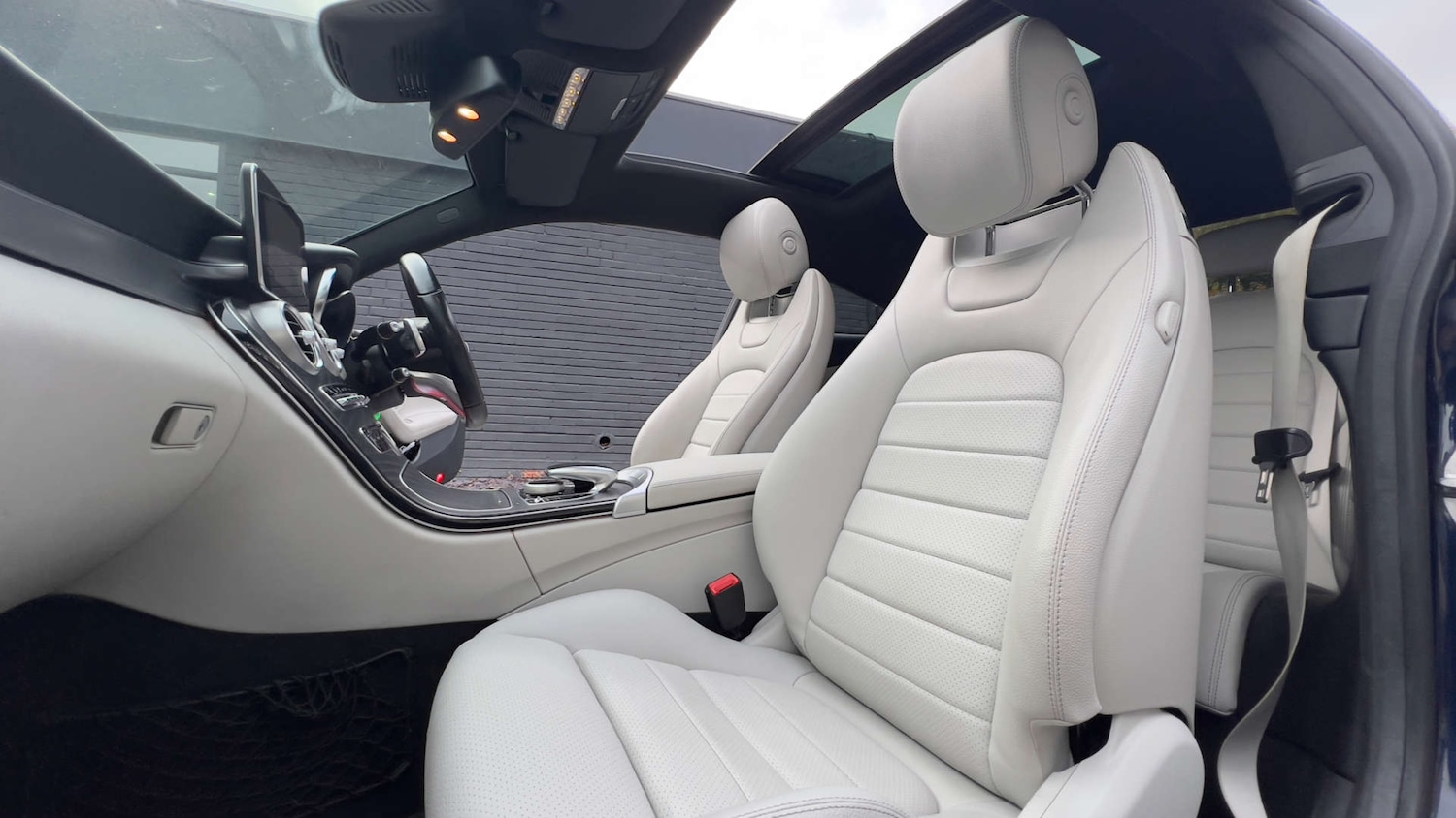 Used Mercedes-Benz C Class 2018 for sale - 76497669: Photo 7