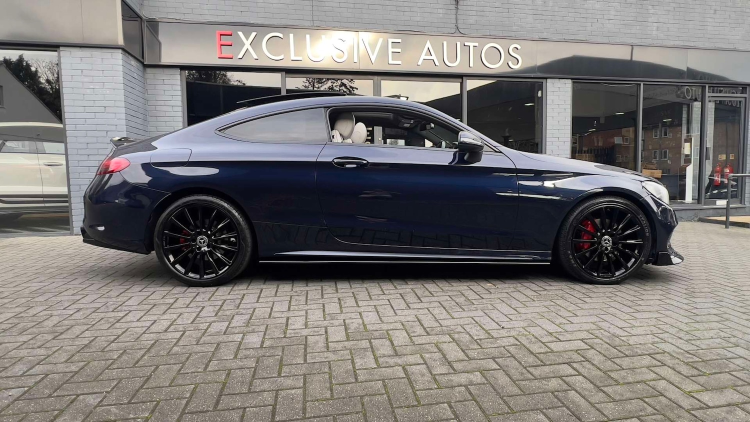 Used Mercedes-Benz C Class 2018 for sale - 76497669: Photo 9