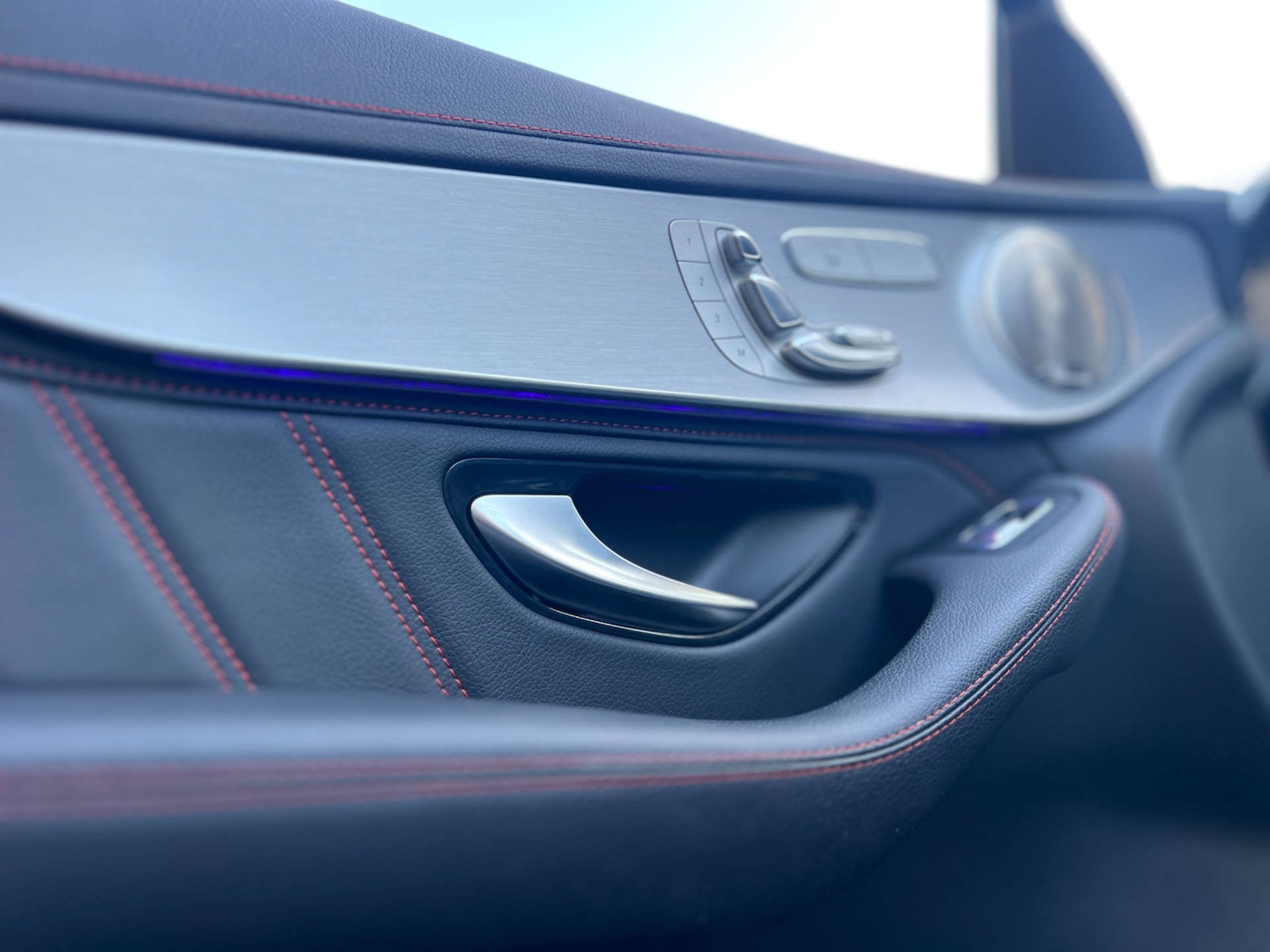 Used Mercedes-Benz GLC 2021 for sale - 76637249: Photo 23