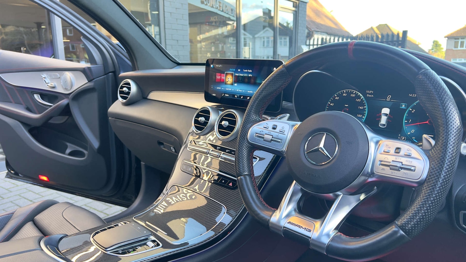 Used Mercedes-Benz GLC 2021 for sale - 76637249: Photo 4