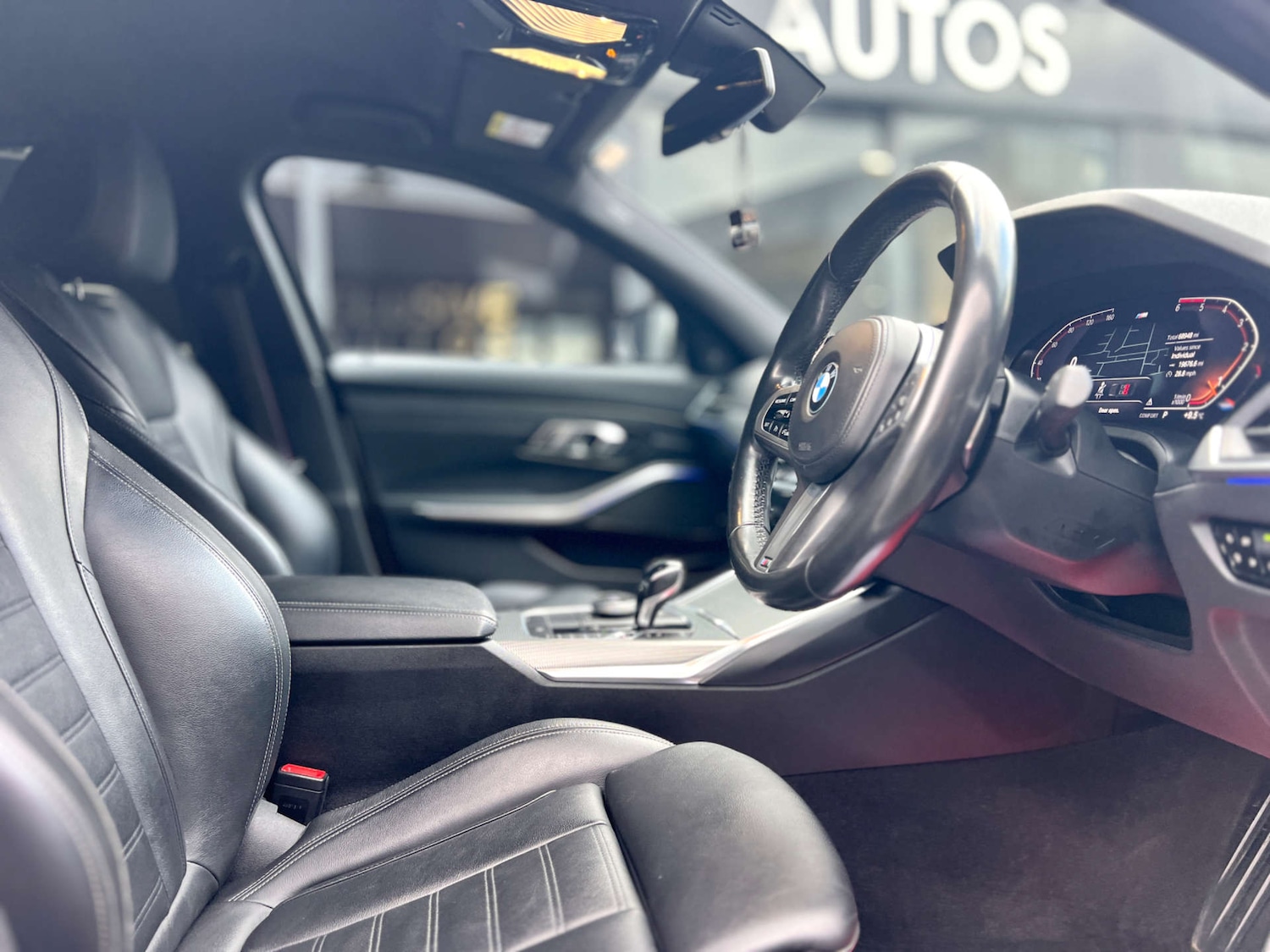 Used BMW 3 Series 2019 for sale - 77704058: Photo 2