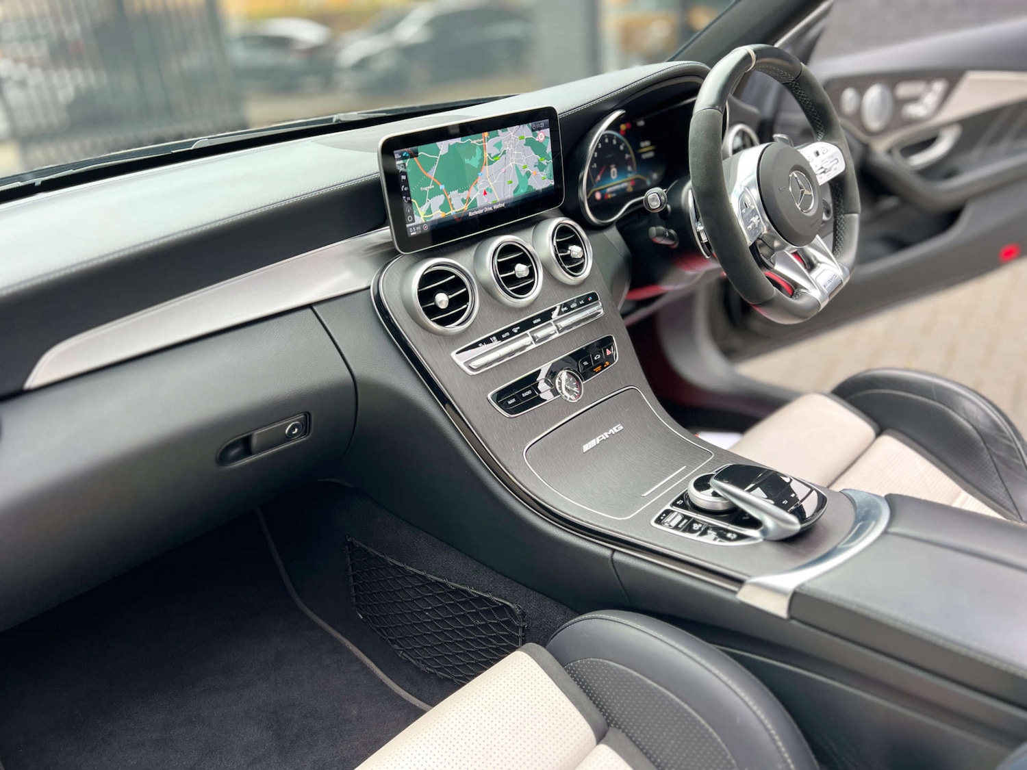 Used Mercedes-Benz C Class 2020 for sale - 76600728: Photo 13