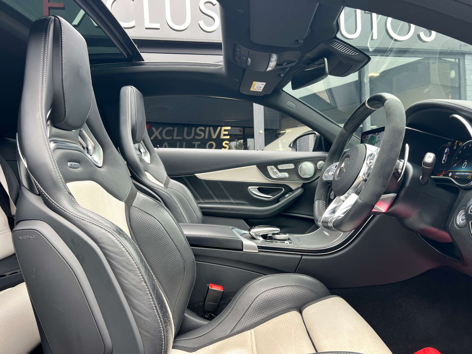 Used Mercedes-Benz C Class 2020 for sale - 76600728: Photo 2