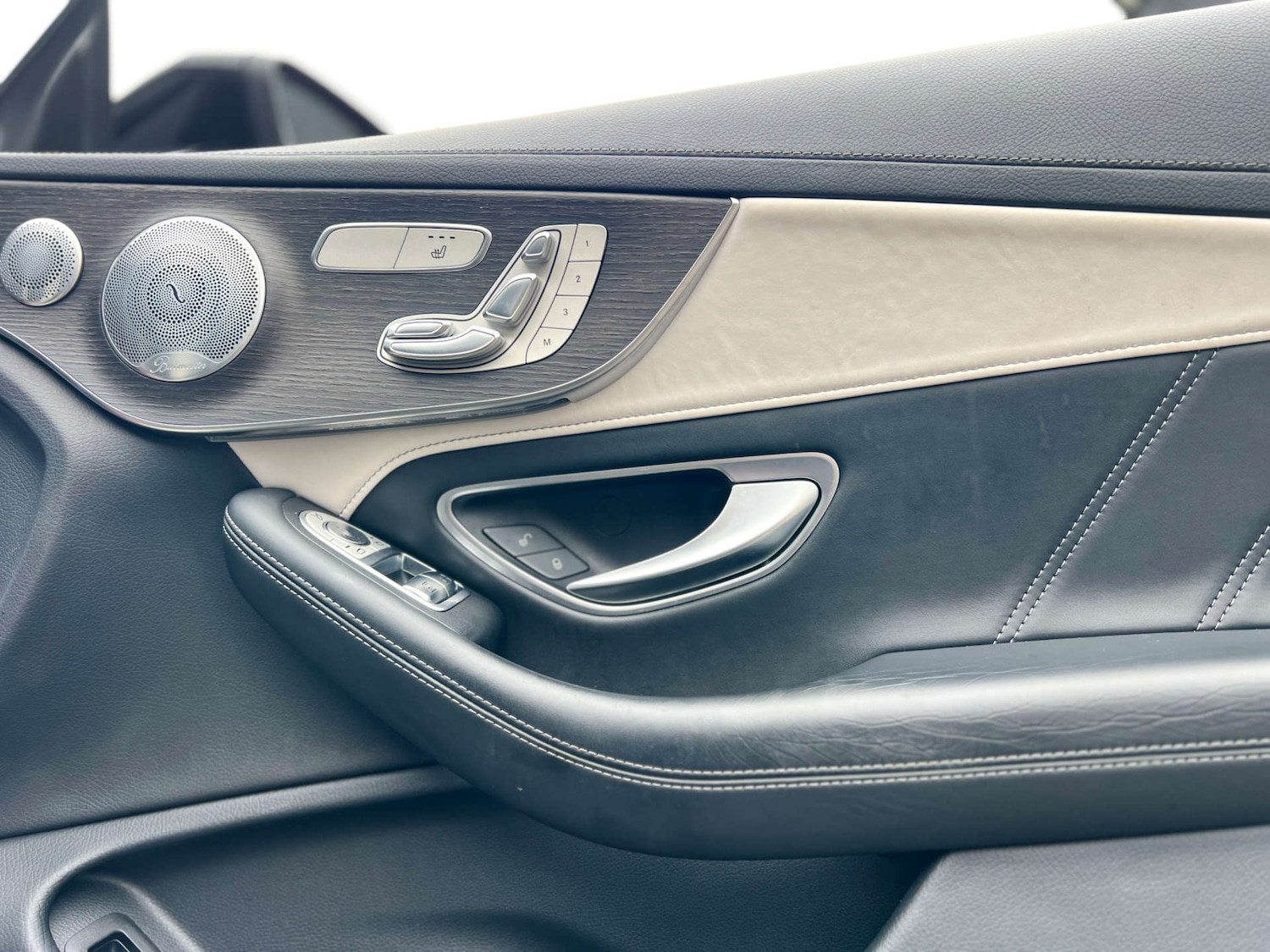 Used Mercedes-Benz C Class 2020 for sale - 76600728: Photo 32