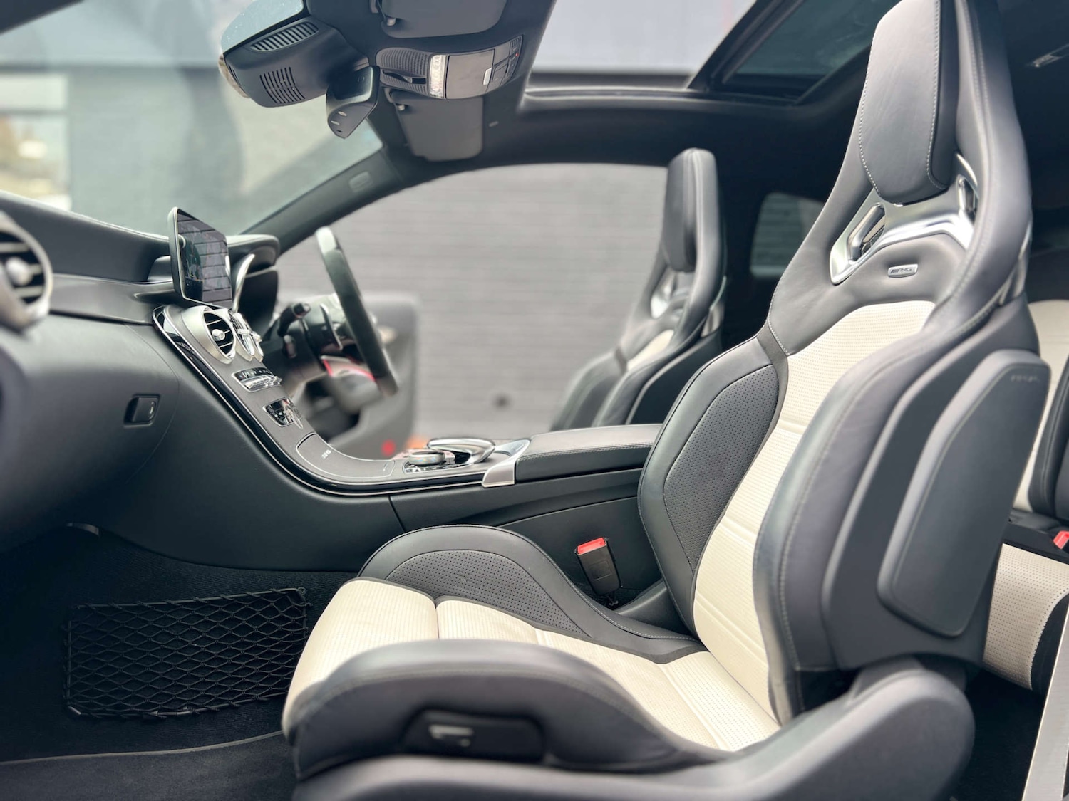 Used Mercedes-Benz C Class 2020 for sale - 76600728: Photo 9