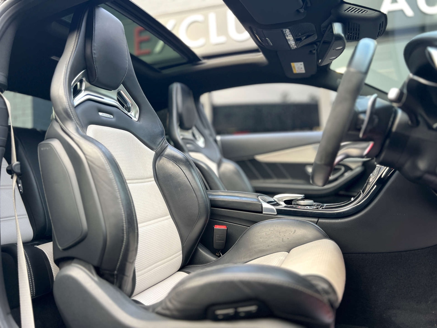 Used Mercedes-Benz C Class 2017 for sale - 76600872: Photo 2