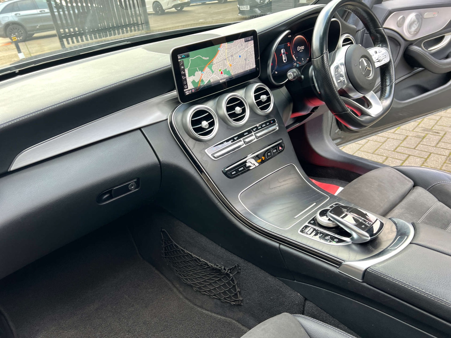 Used Mercedes-Benz C Class 2018 for sale - 76640013: Photo 17