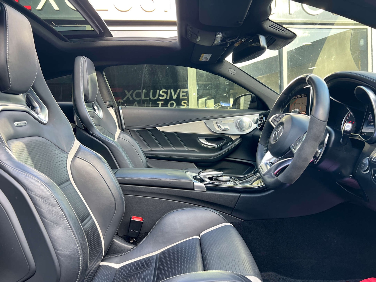 Used Mercedes-Benz C Class 2018 for sale - 76567748: Photo 2