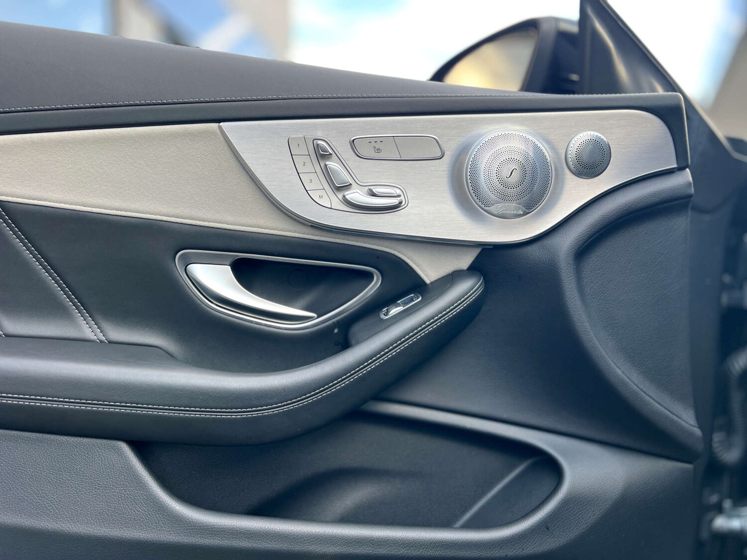 Used Mercedes-Benz C Class 2018 for sale - 76567748: Photo 23