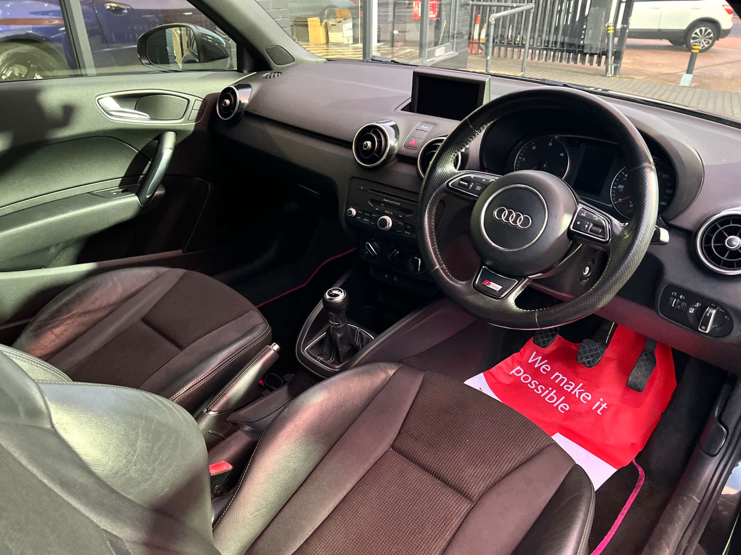 Used Audi A1 2011 for sale - 76765011: Photo 16