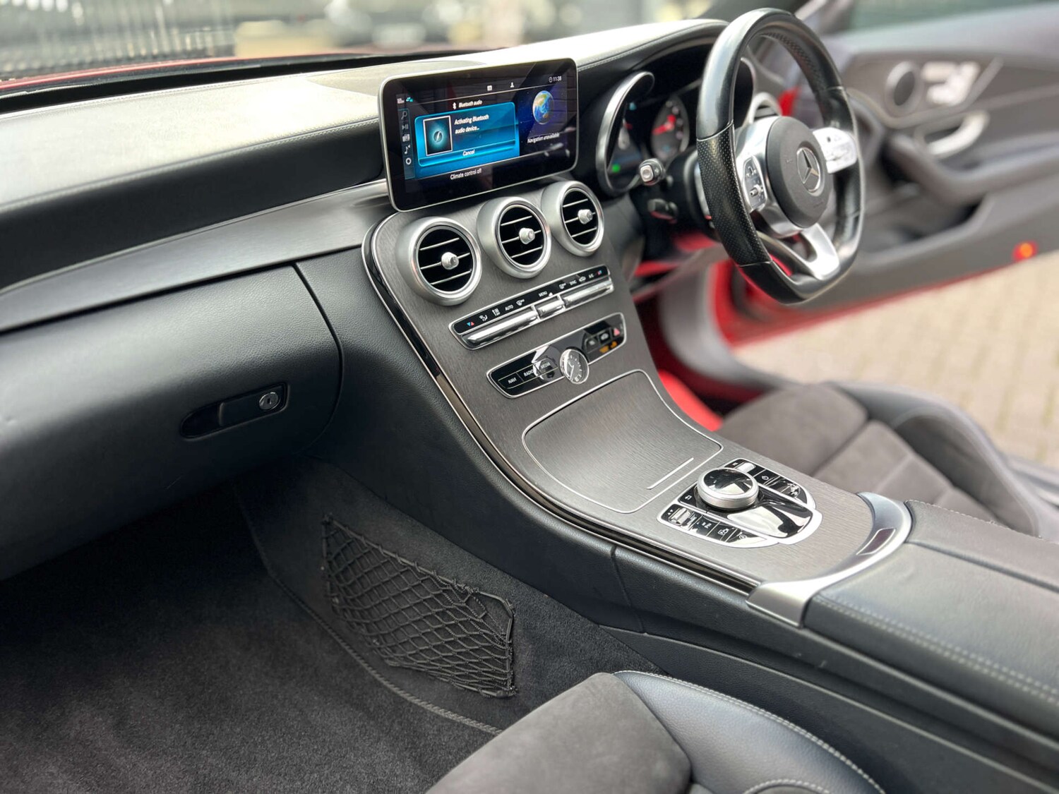 Used Mercedes-Benz C Class 2018 for sale - 76542282: Photo 25