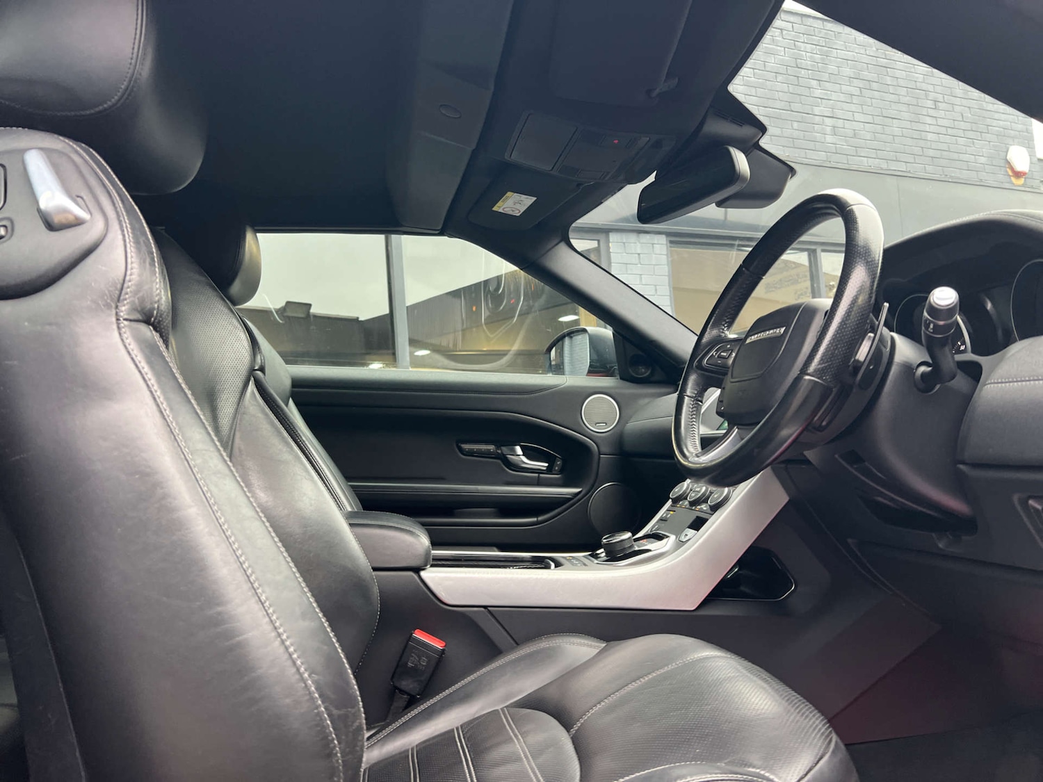 Used Land Rover Range Rover Evoque 2017 for sale - 76363646: Photo 2