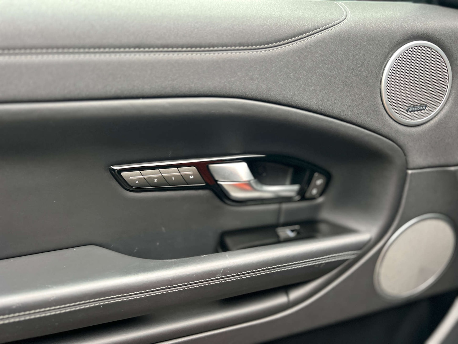 Used Land Rover Range Rover Evoque 2017 for sale - 76363646: Photo 22