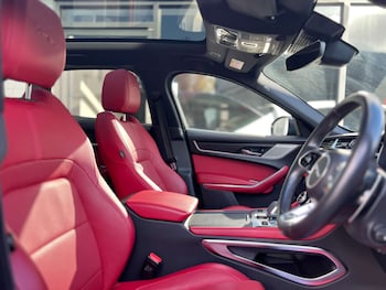 Used Jaguar F-Pace 2022 for sale - 76407047: Photo